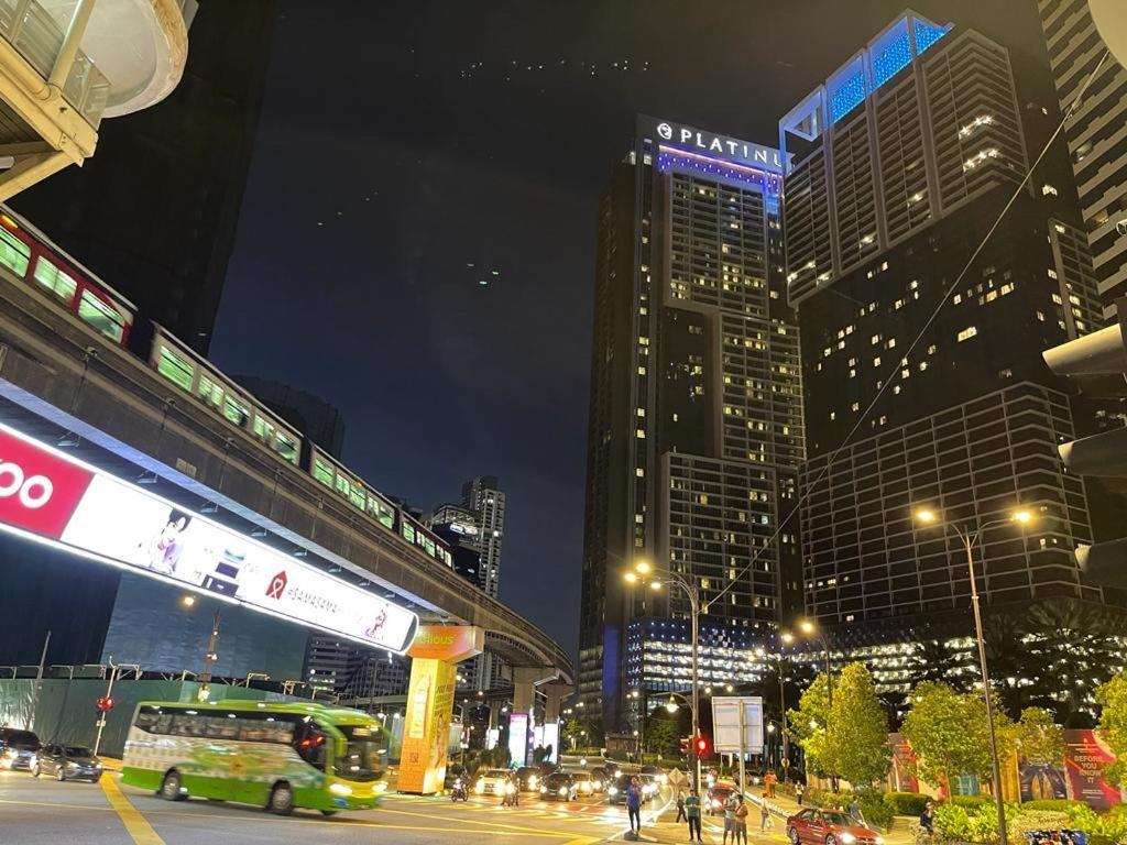 The Platinum Kuala Lumpur By Castle Apartment Luaran gambar
